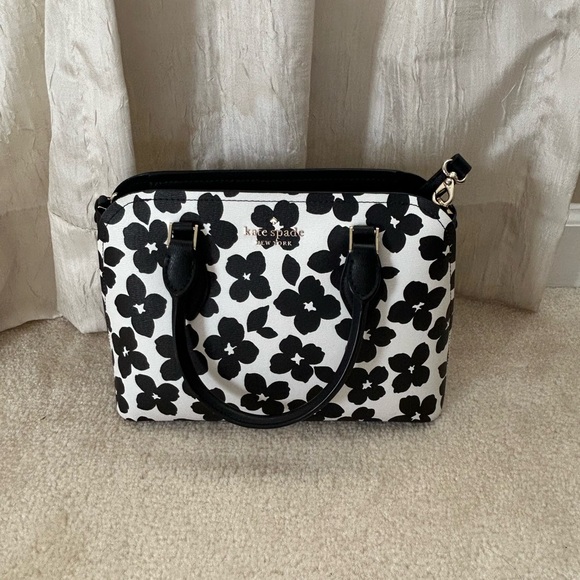 SALE🎄kate spade floral convertible bag - Picture 3 of 6